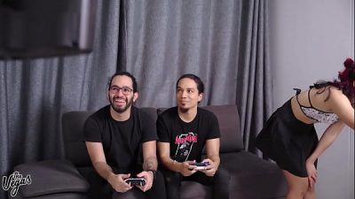 My friend’s girlfriend wanted to be double penetrated so we made her happy – Cindy Luna